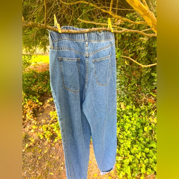 Banana Republic High Rise Blue Jeans 👖 - Picture 4 of 5